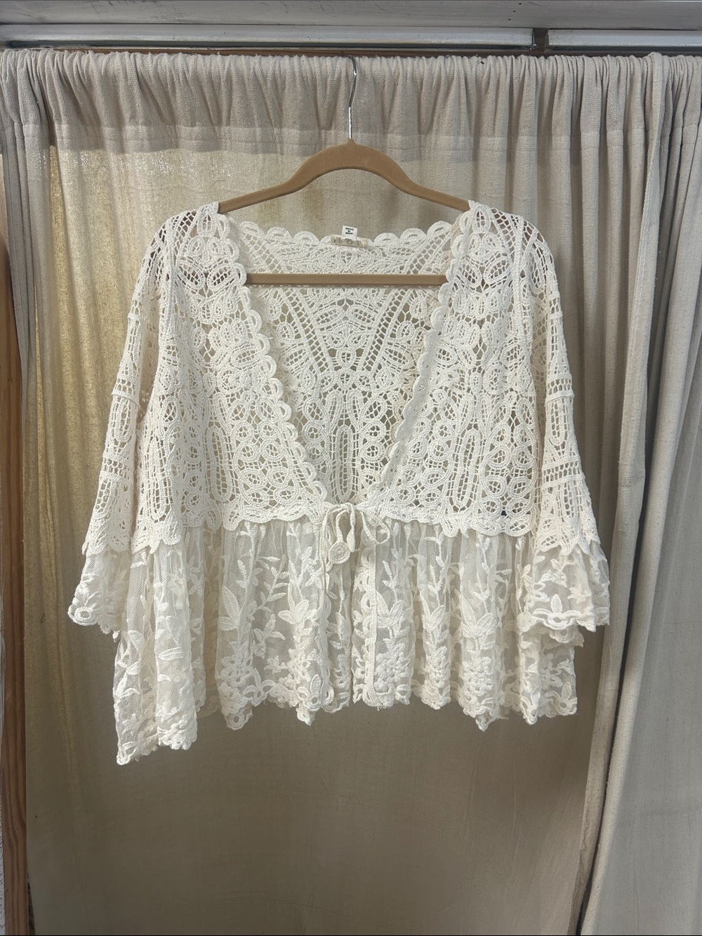 POL Ivory Crochet Lace Cardigan